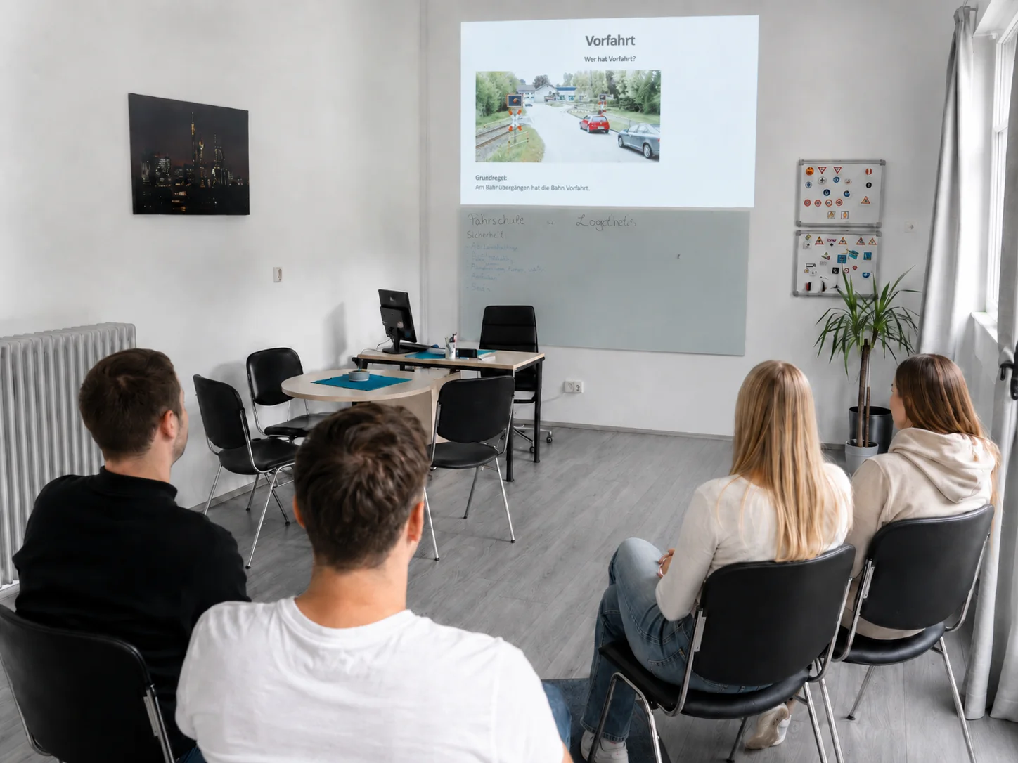 Theorieunterricht in der Fahrschule Drive Academy in Düsseldorf